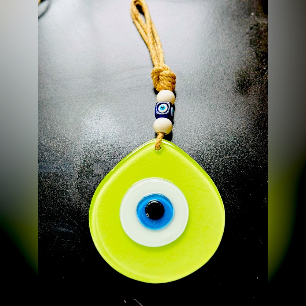 ORIGINAL  NEW! 10 inch hand made glass  Art.